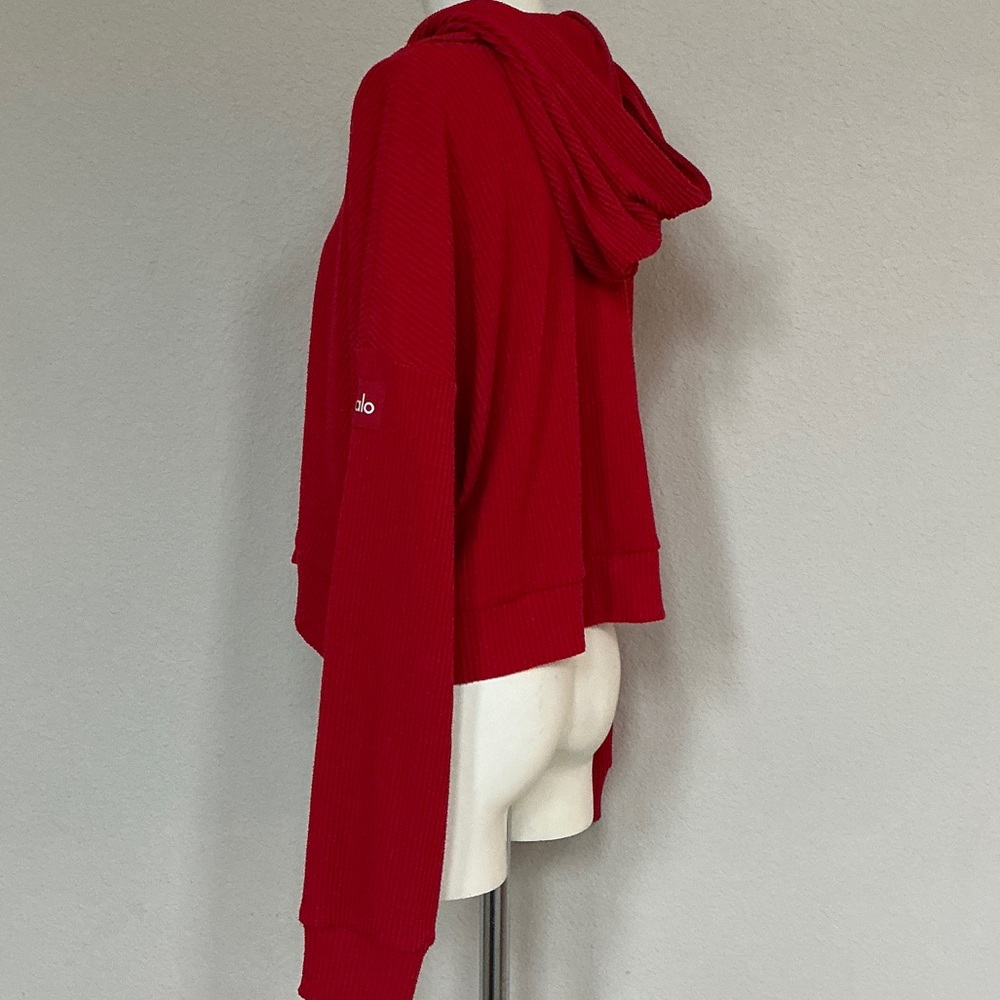 ALO YOGA Muse Rib Knit Hooded Sweatshirt In Scarlet Red - Picture 10 of 11